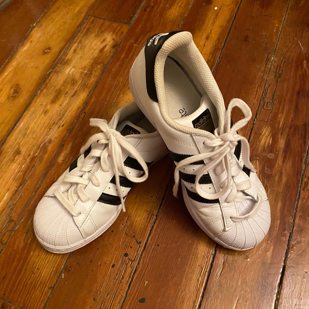 Adidas Classic “Superstar” style Tennis Shoes